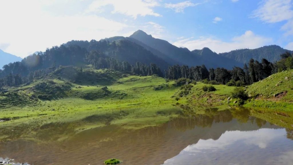 Chakund Lake