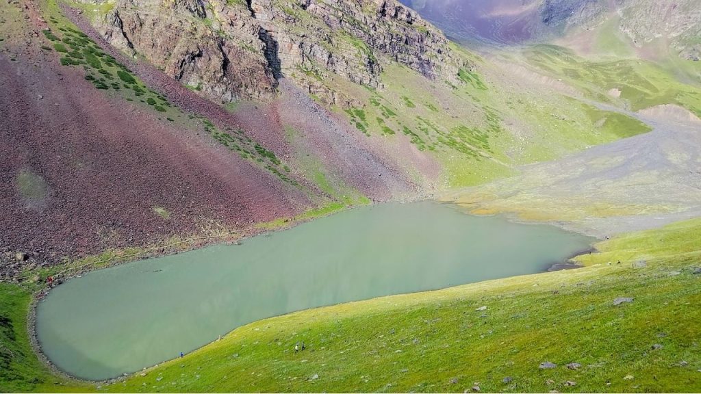 Kundi Maral Lake