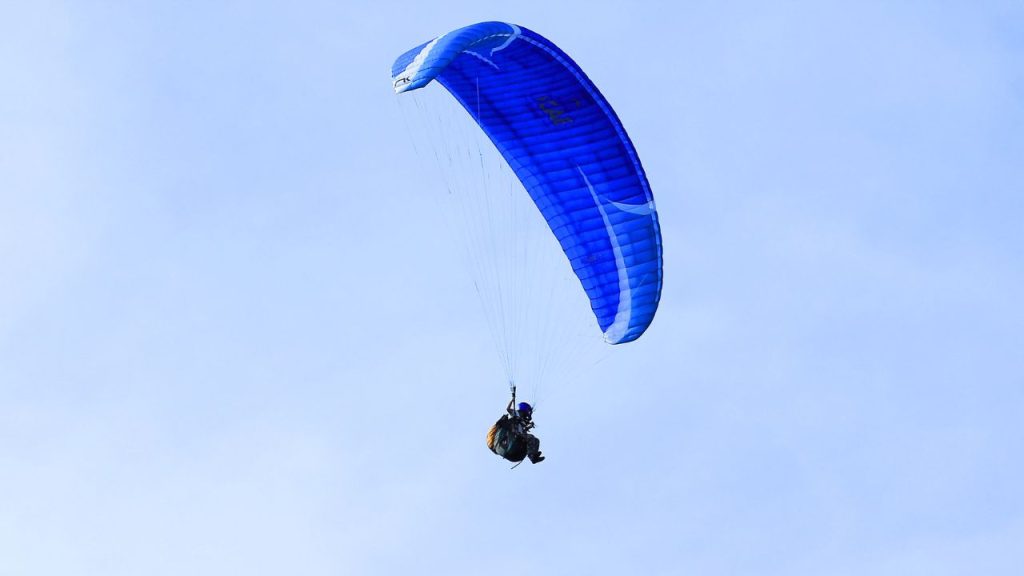 Paragliding In Bir Billing, Himachal Pradesh