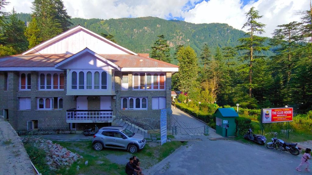 Club House, Manali