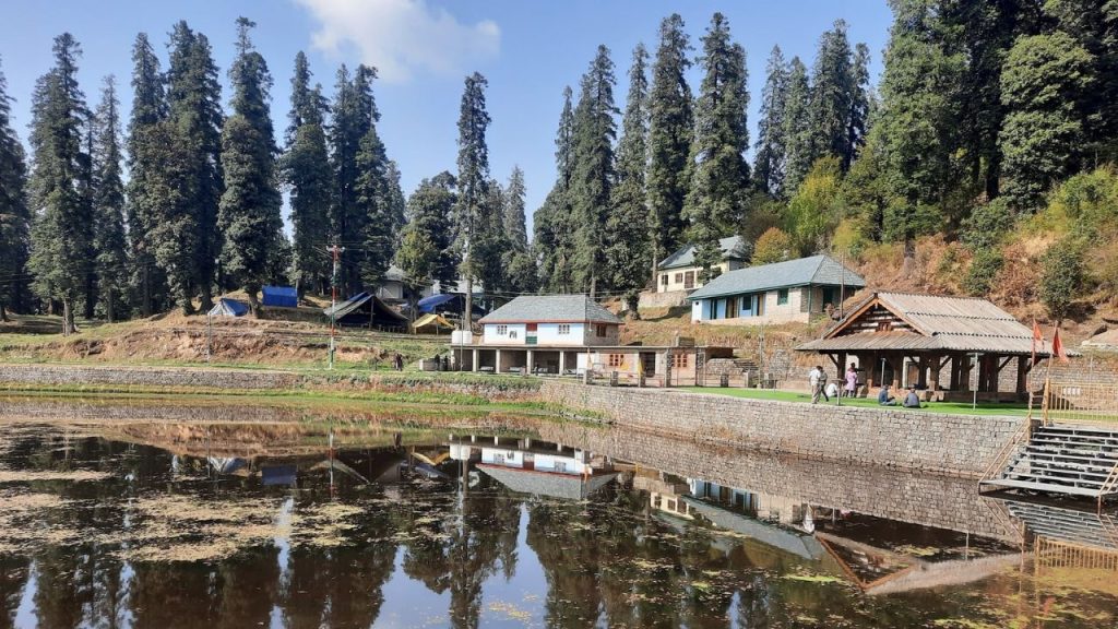 Kamrunag Lake