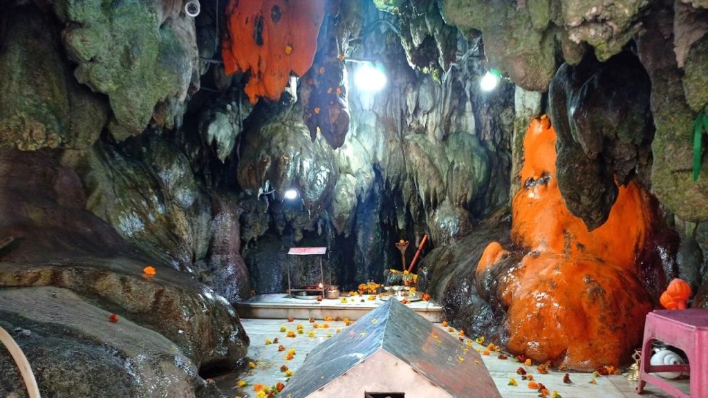 Nau Deviyan Temple, Katra
