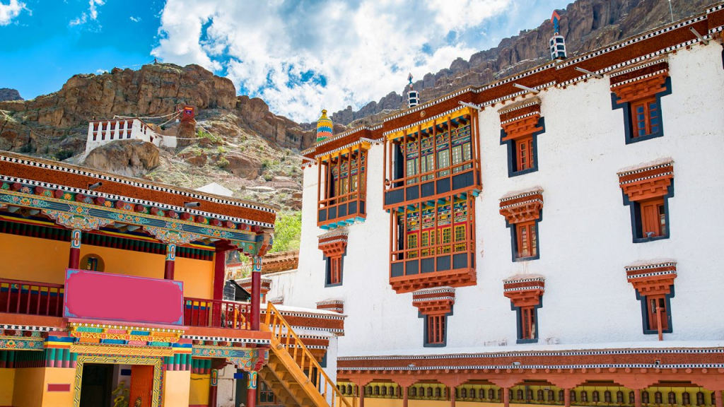 Hemis Gompa & Hemis National Park